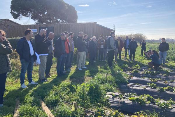 Visita de Sabors de l’Horta a Can Comas per posar en valor el futur del sector agrari