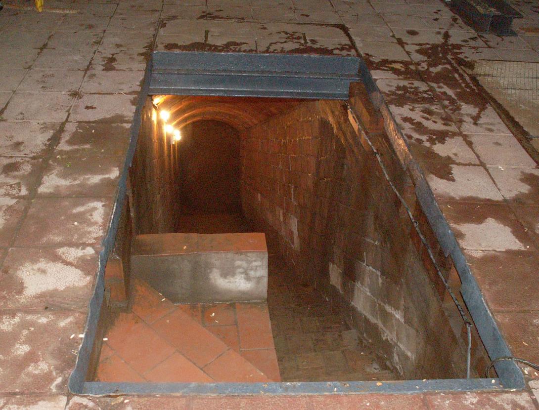 Construïm refugis! La Guerra Civil a Martorell