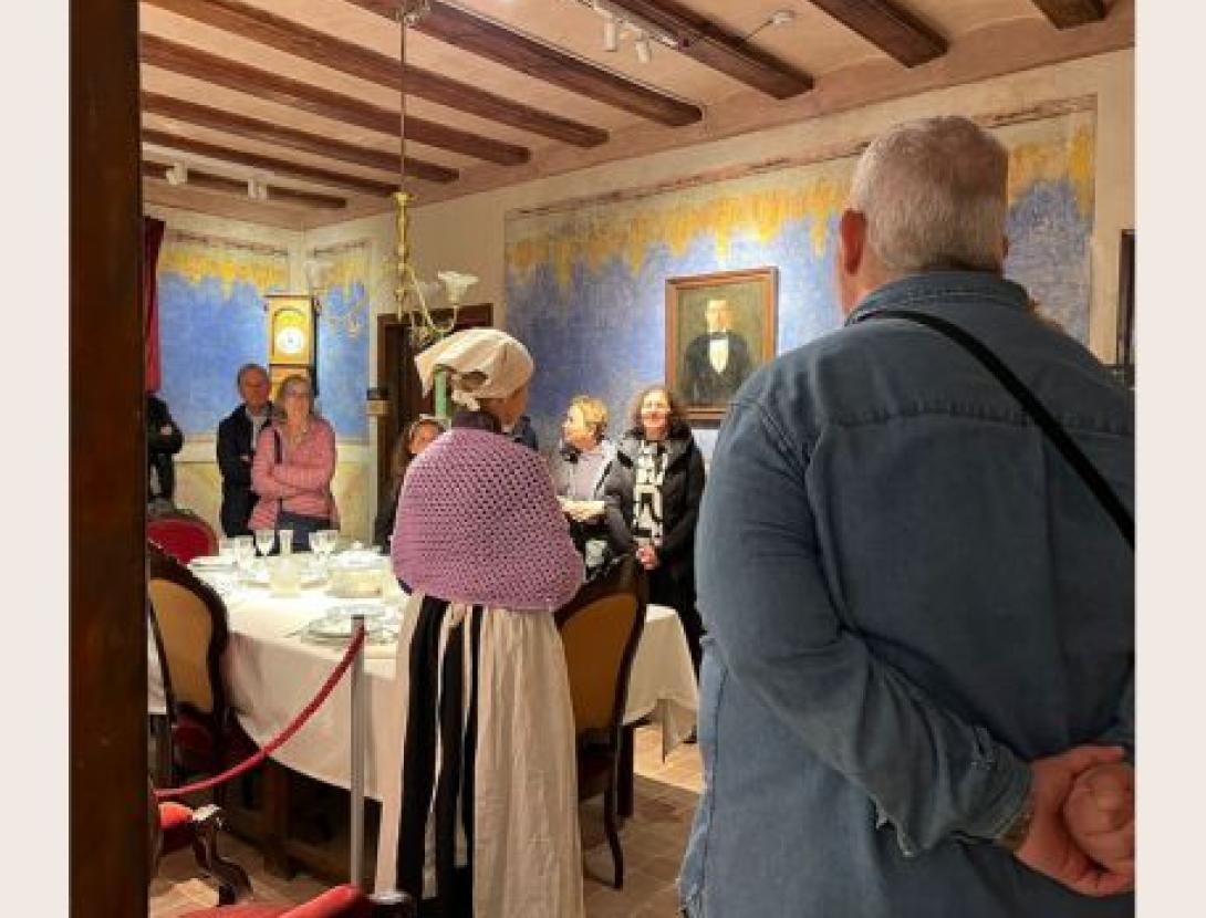 Dramatised visits in Ca n'Amat Visites teatralitzades a Ca n'Amat