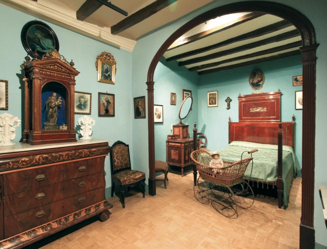 Tastet de "L'Enrajolada"! Descobreix els racons de la Casa-Museu Santacana.