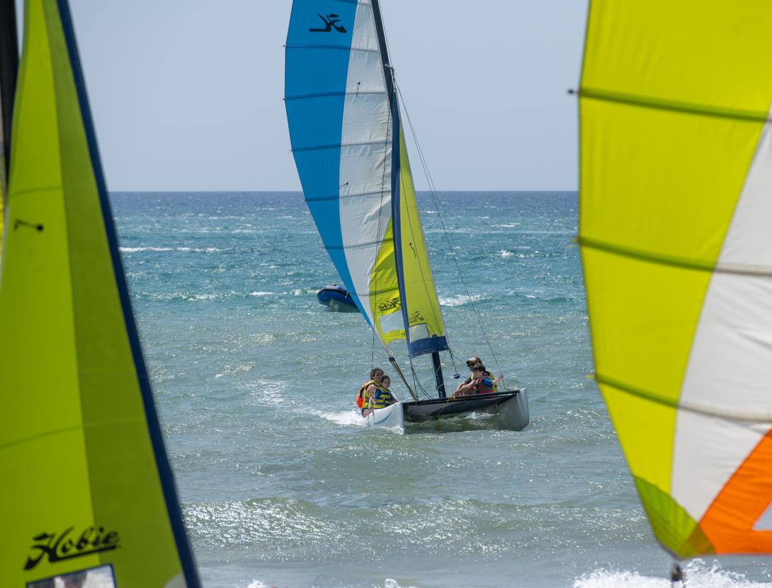 Promoció Turisme BLL – Bateig de Catamarà en Família