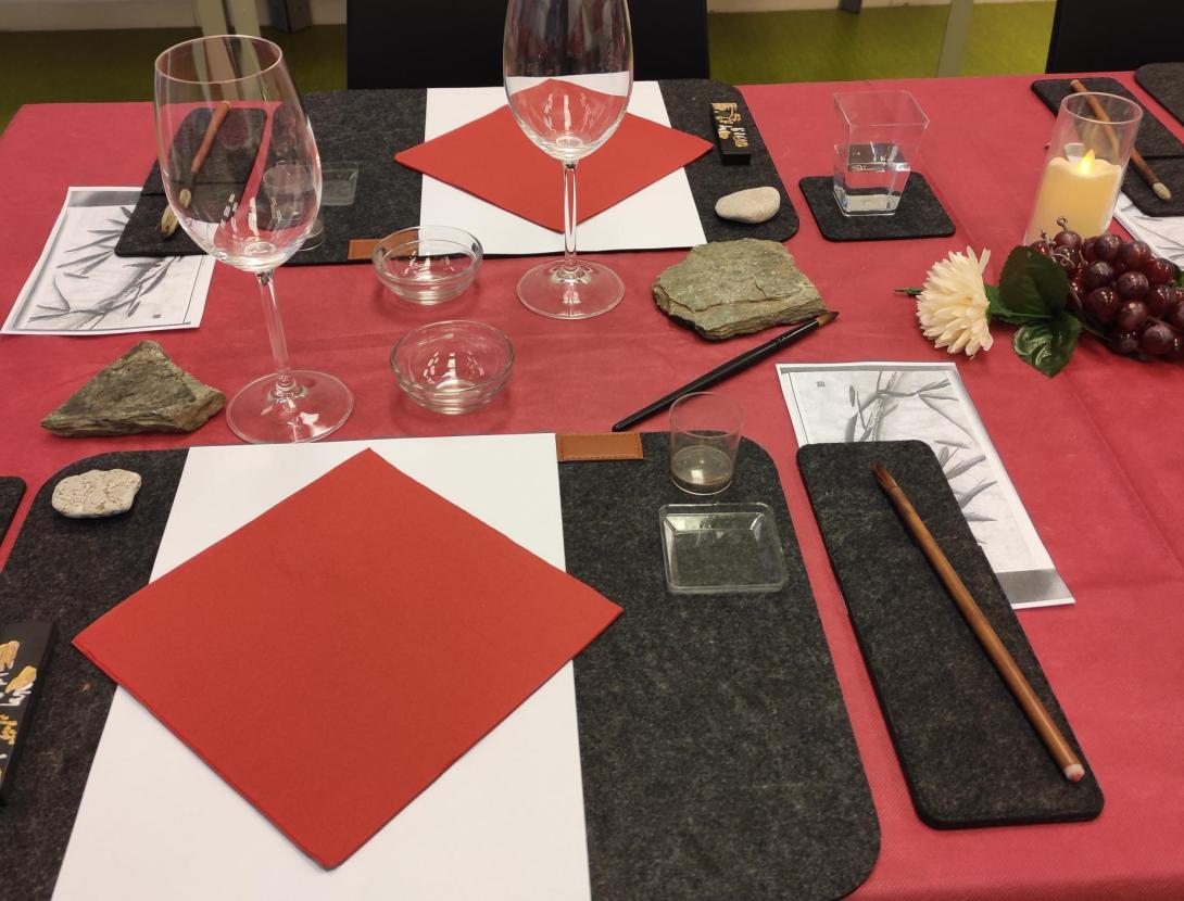 Suvi-e, connectant el pinzell al cor. Pintura japonesa i pintura amb vi Suvi-e, connectant el pinzell al cor. Pintura japonesa i pintura amb vi