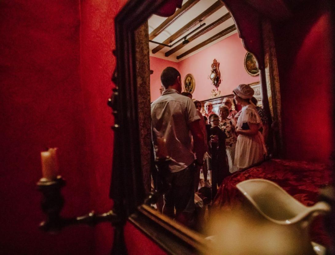 Visita teatralitzada a "L'Enrajolada", Casa Museu Santacana (s. XIX)