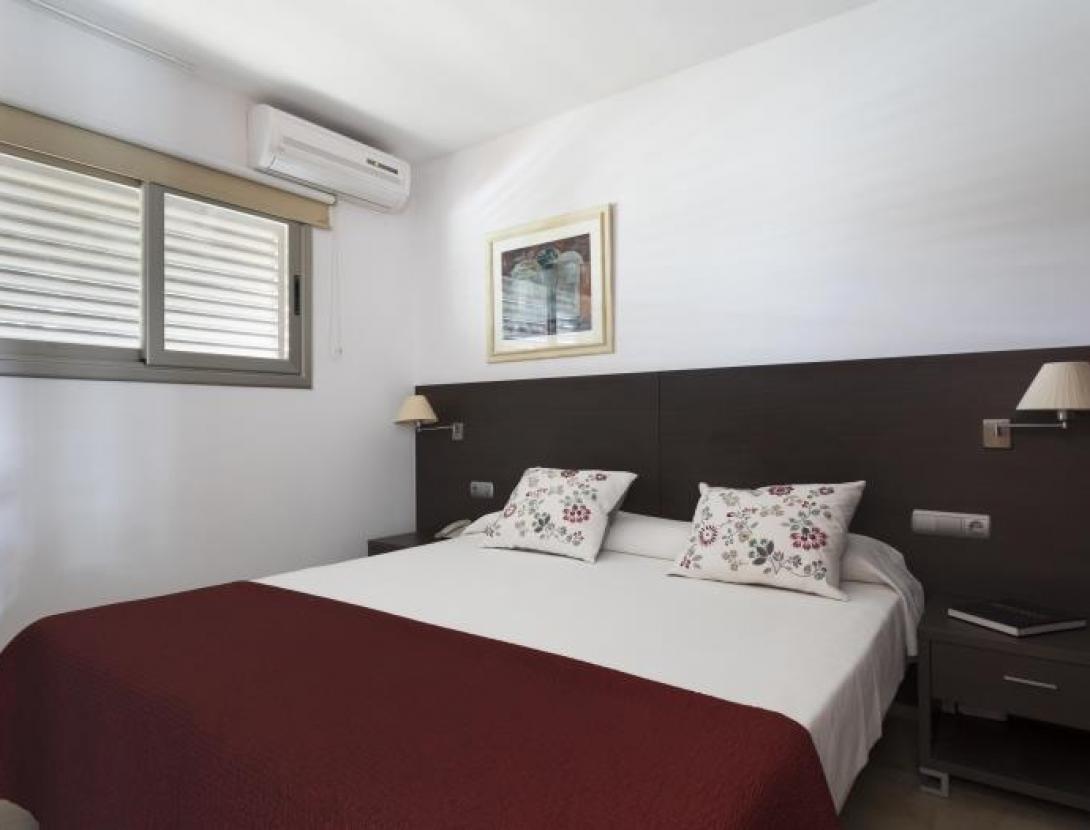 Apartaments Bardon Golden Coast 3.jpg