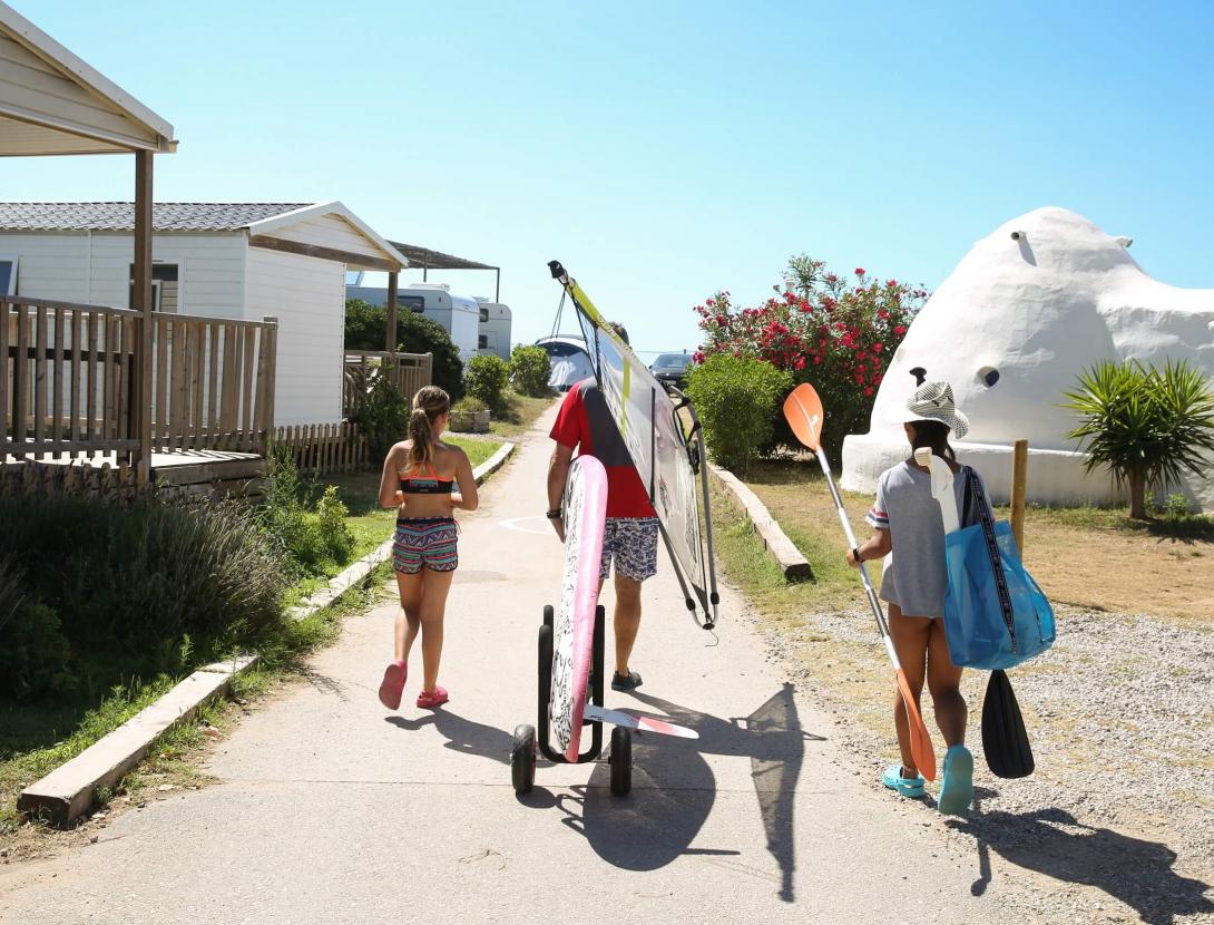 3 Estrellas Camping Camping 3 estrellas GAVA_1. Experiencia 3 estrellas (1).jpg