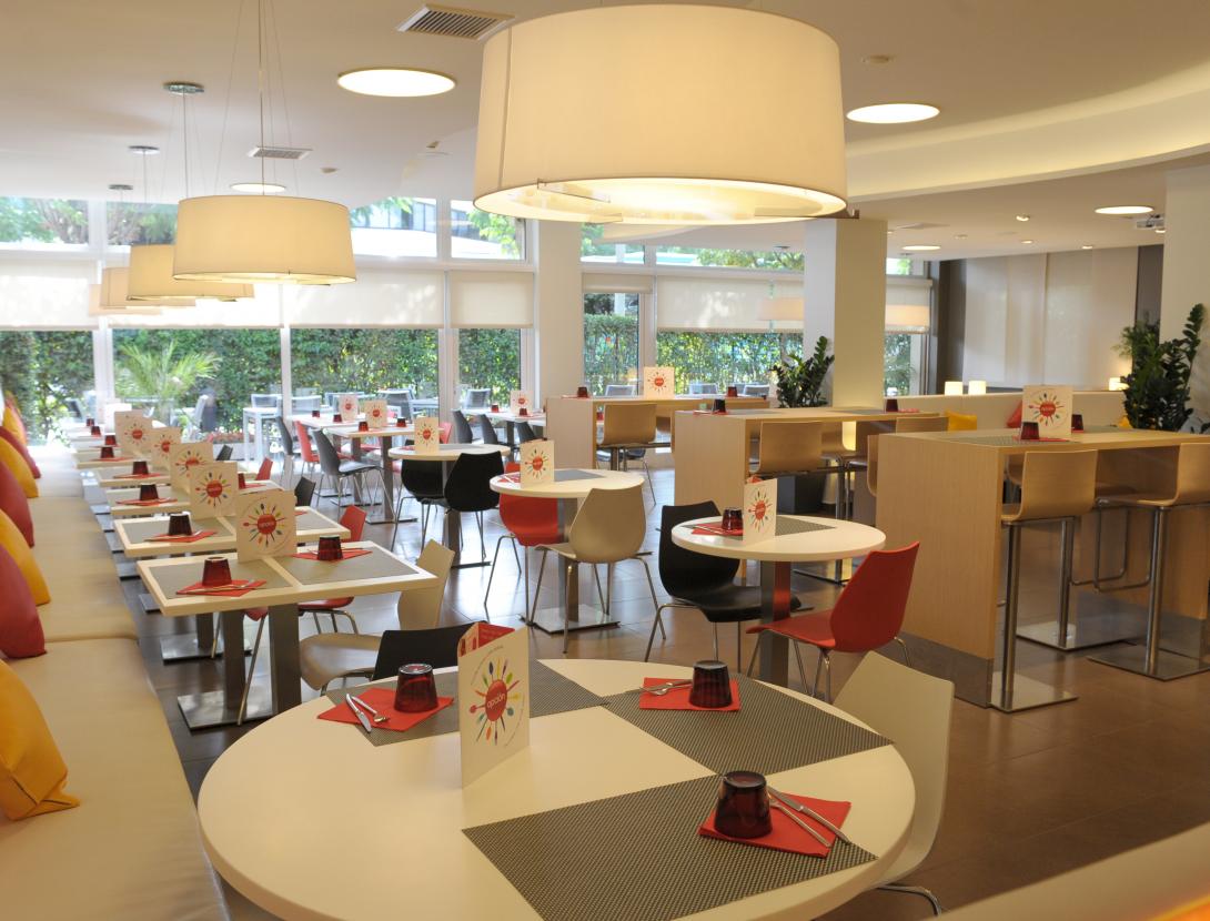 COMEDOR 3.JPG COMEDOR 3.JPG