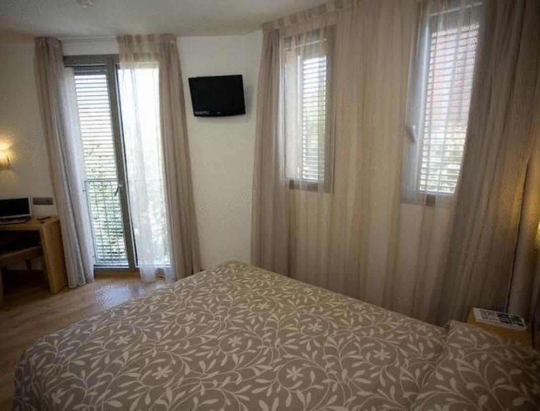 Hostal-Rambla 2.JPEG