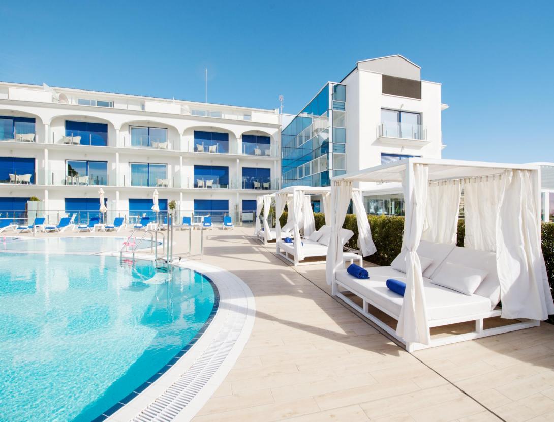 L’estiu tanca amb 319.309 turistes i una ocupació hotelera del 74% L’estiu tanca amb 319.309 turistes i una ocupació hotelera del 74%