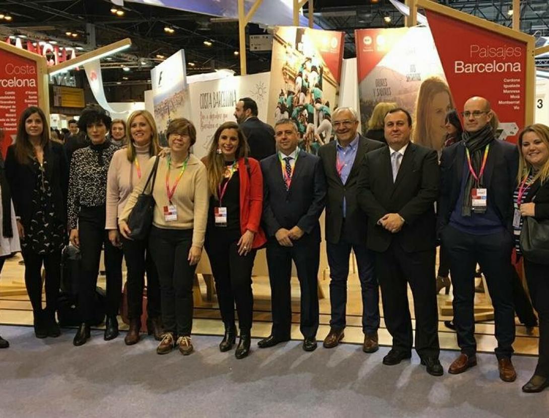 fitur 4.JPG fitur 4.JPG