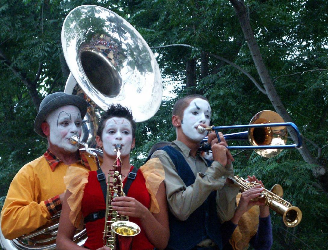 Festival Internacional de Teatre al Carrer de Viladecans Festival Internacional de Teatre al Carrer de Viladecans