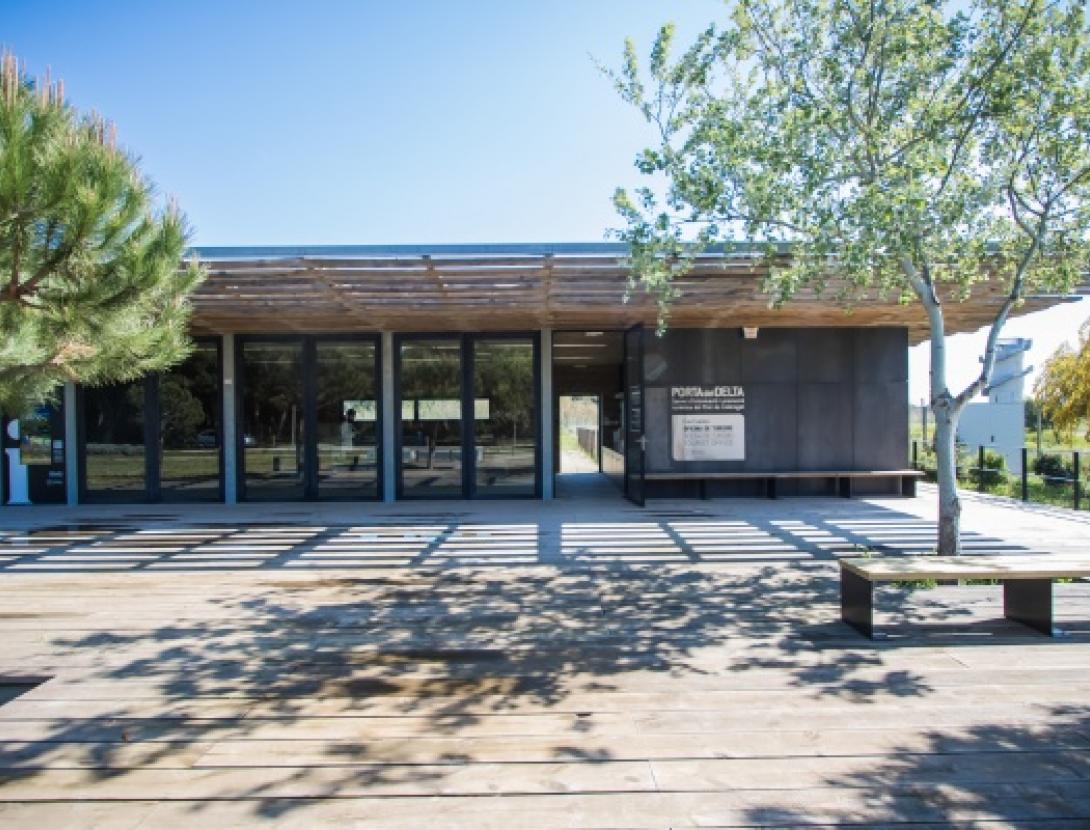 Can Camins. Oficina de Turismo del Prat Can Camins. Oficina de Turismo del Prat