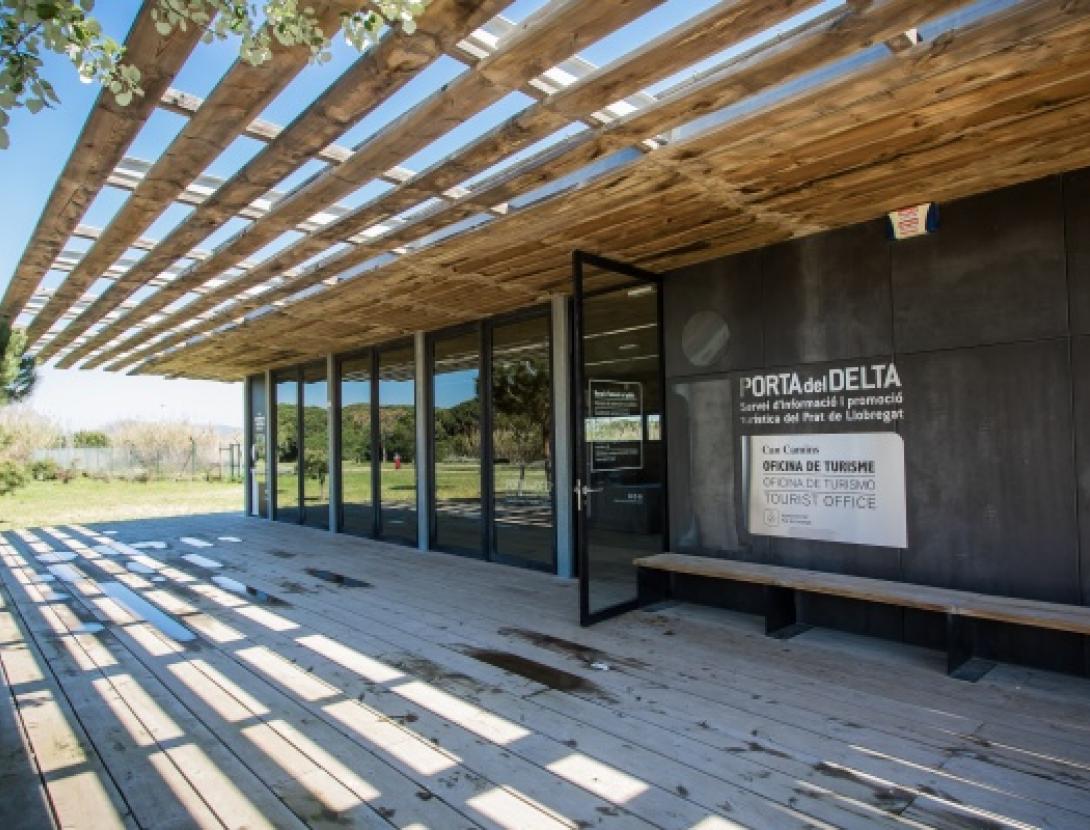 Can Camins. Oficina de Turismo del Prat Can Camins. Oficina de Turismo del Prat