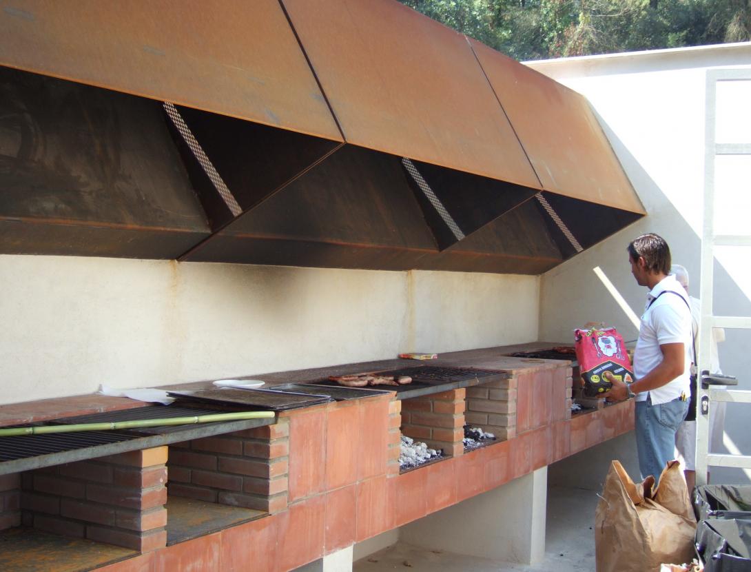 Parc Canals i Nubiola. Espai per a esbarjo familiar Parc Canals i Nubiola. Espai per a esbarjo familiar