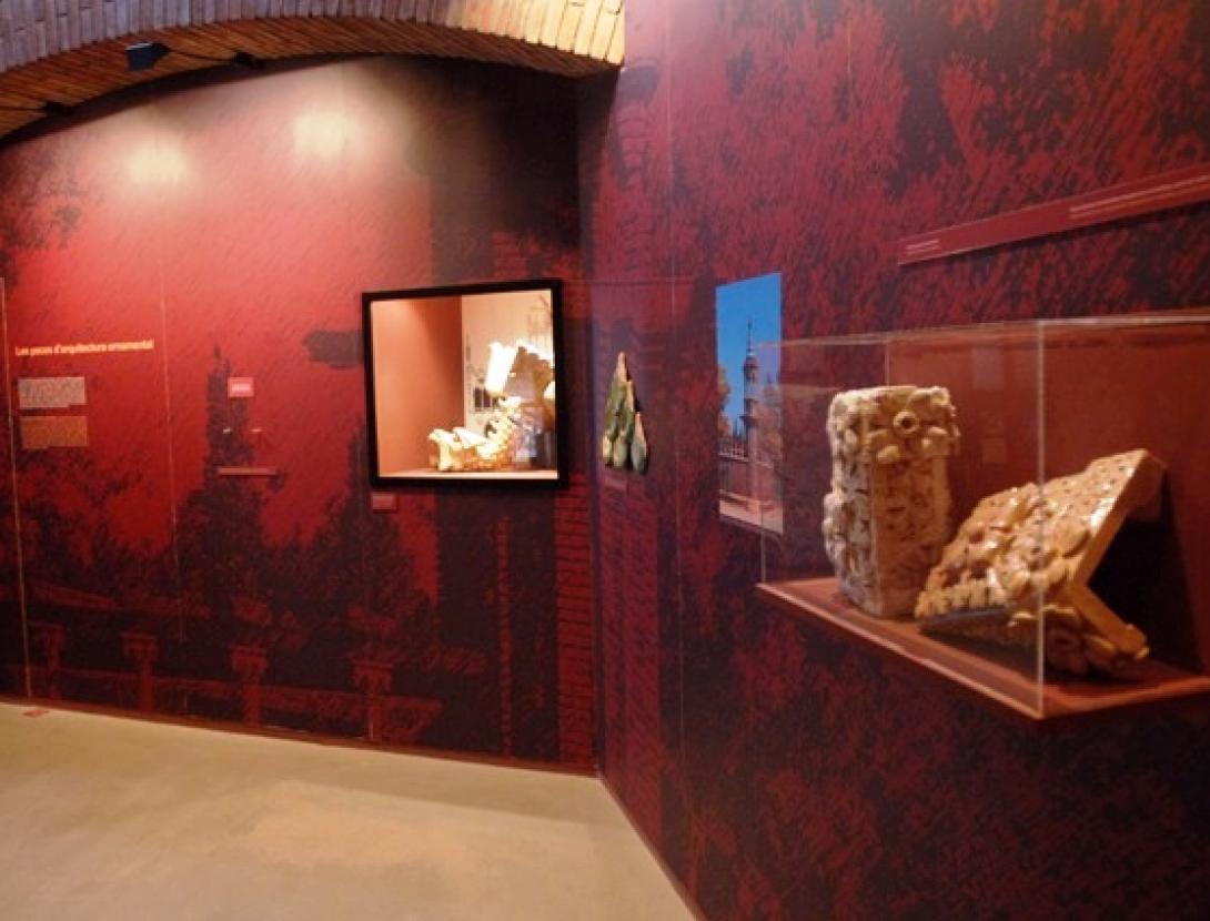 Museu de Ceràmica La Rajoleta 2. Exposició permanent. MCLa Rajoleta.JPG