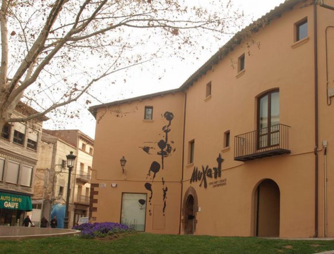 Muxart, Espai d’Art i Creació Contemporanis 205437_205879716099718_198101810210842_665620_4581286_n(2).jpg