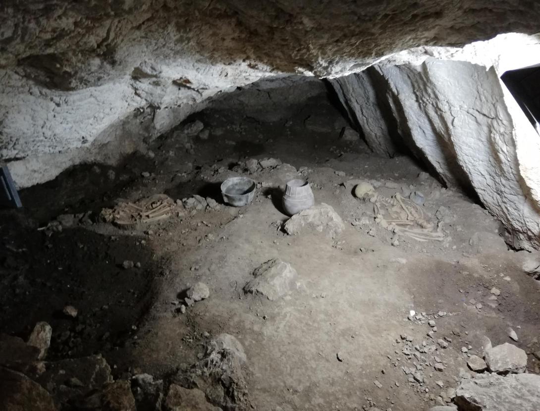 La Mort a la Prehistòria del Massís