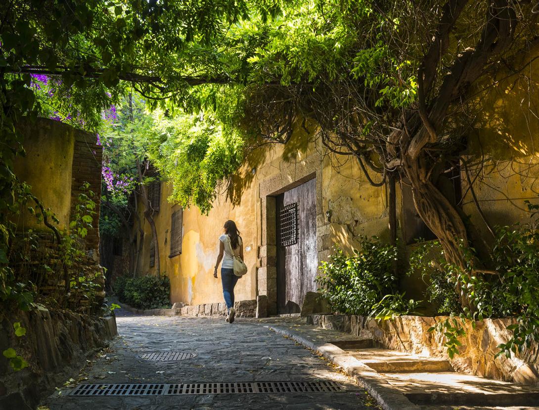 Ruta històrica "De la mà d'Esplugues" Ruta històrica "De la mà d'Esplugues"