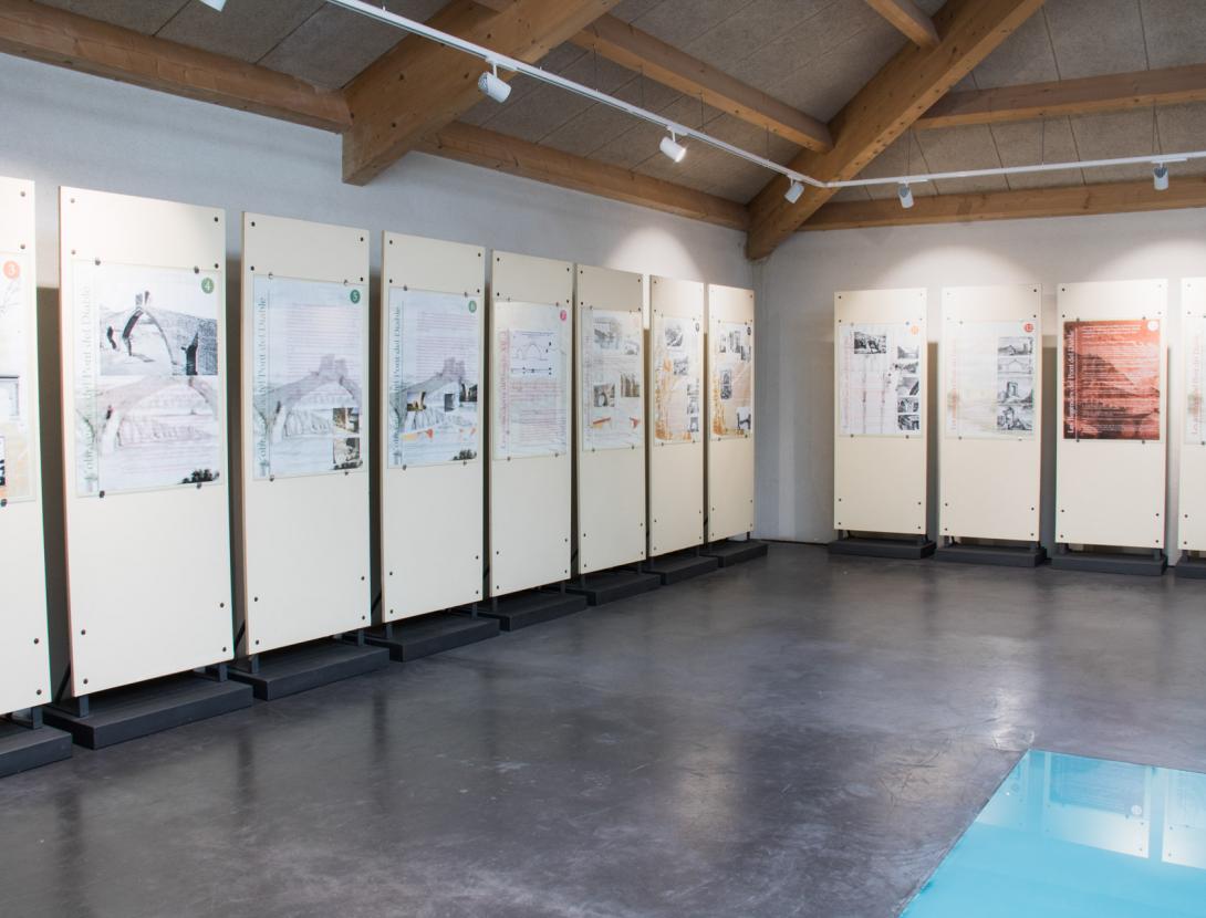 Centre d'Interpretació del Patrimoni Històric "La Caserna" (CIPH) Centre d'Interpretació del Patrimoni Històric "La Caserna" (CIPH)