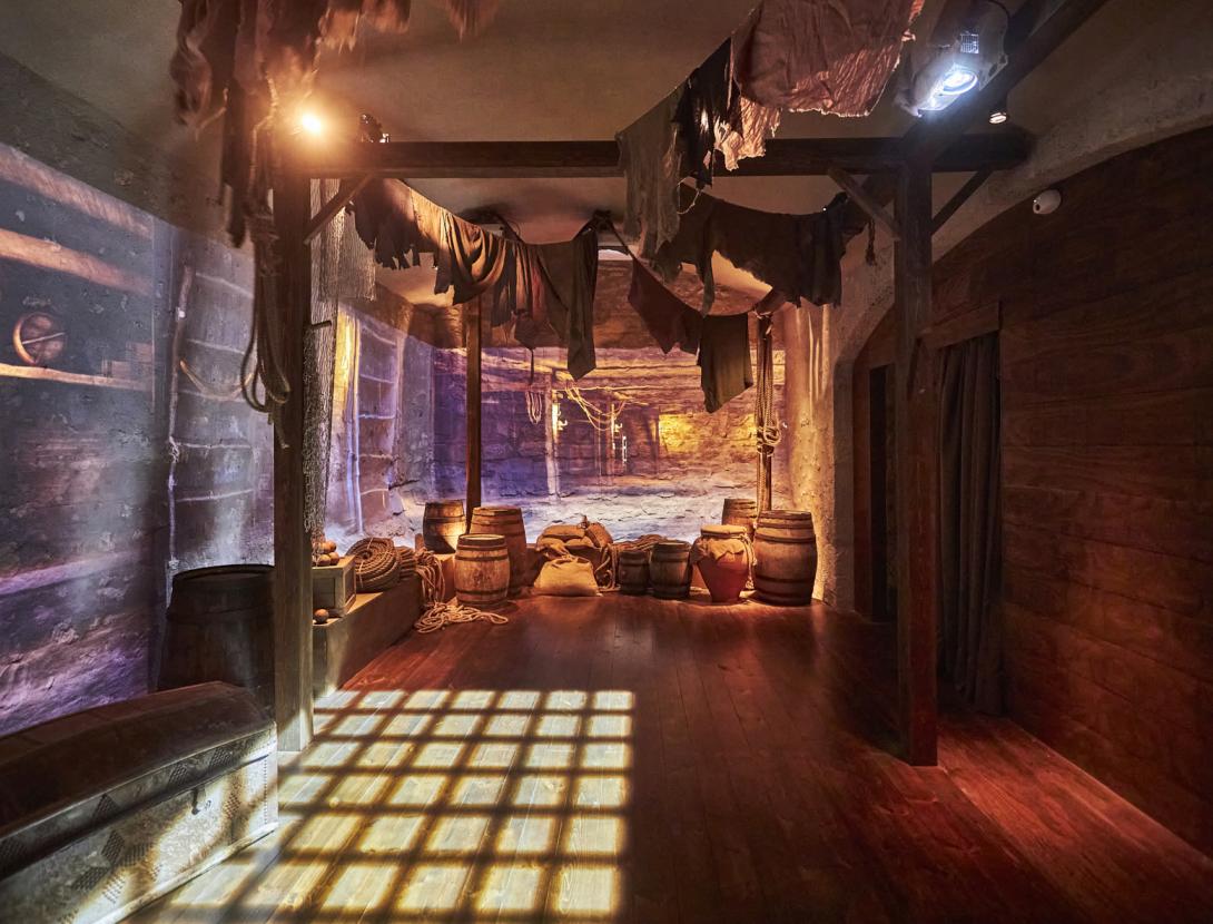 Castell de Castelldefels i Piratia Castell de Castelldefels i Piratia