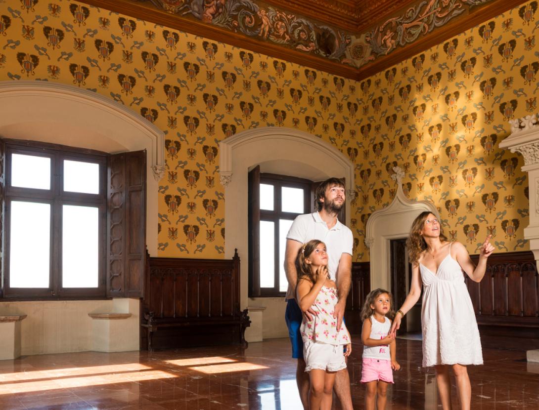 Castell de Castelldefels i Piratia Castell de Castelldefels i Piratia