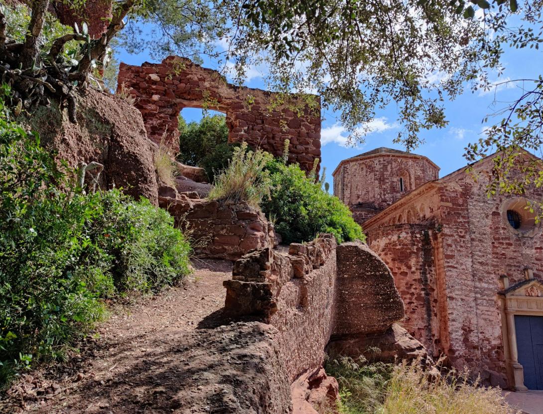 Església de Santa Maria de Cervelló Església de Santa Maria de Cervelló
