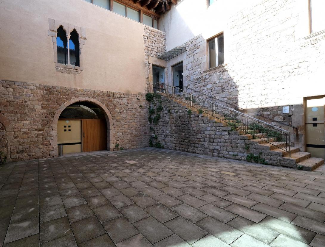 Castell de Cornellà Castell de Cornellà