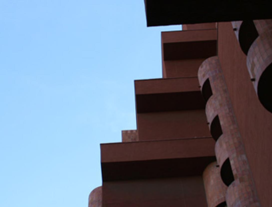 Mirador de la xemeneia Walden 7 superior_xemeneia.jpg