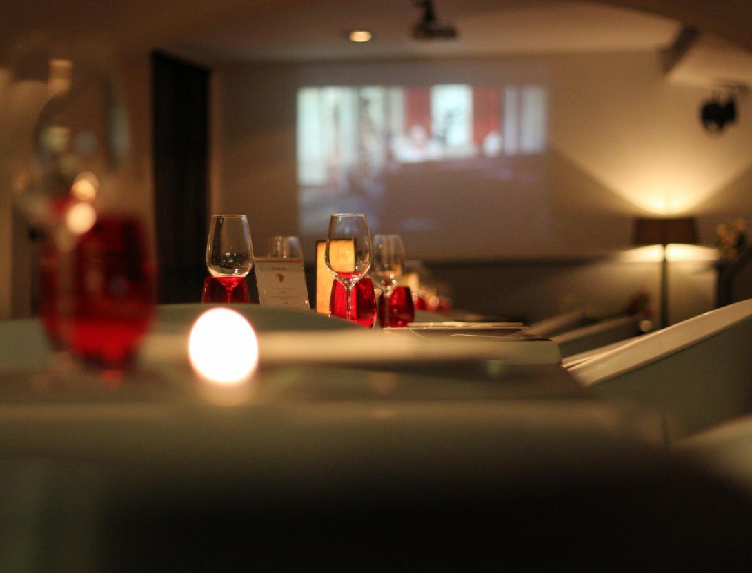 Aire Restaurant 002V.jpg