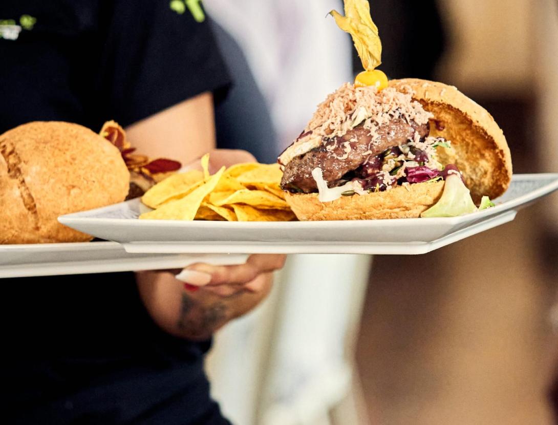 Tasta'mm Gourmet Burger&Gin Tasta'mm Gourmet Burger&Gin