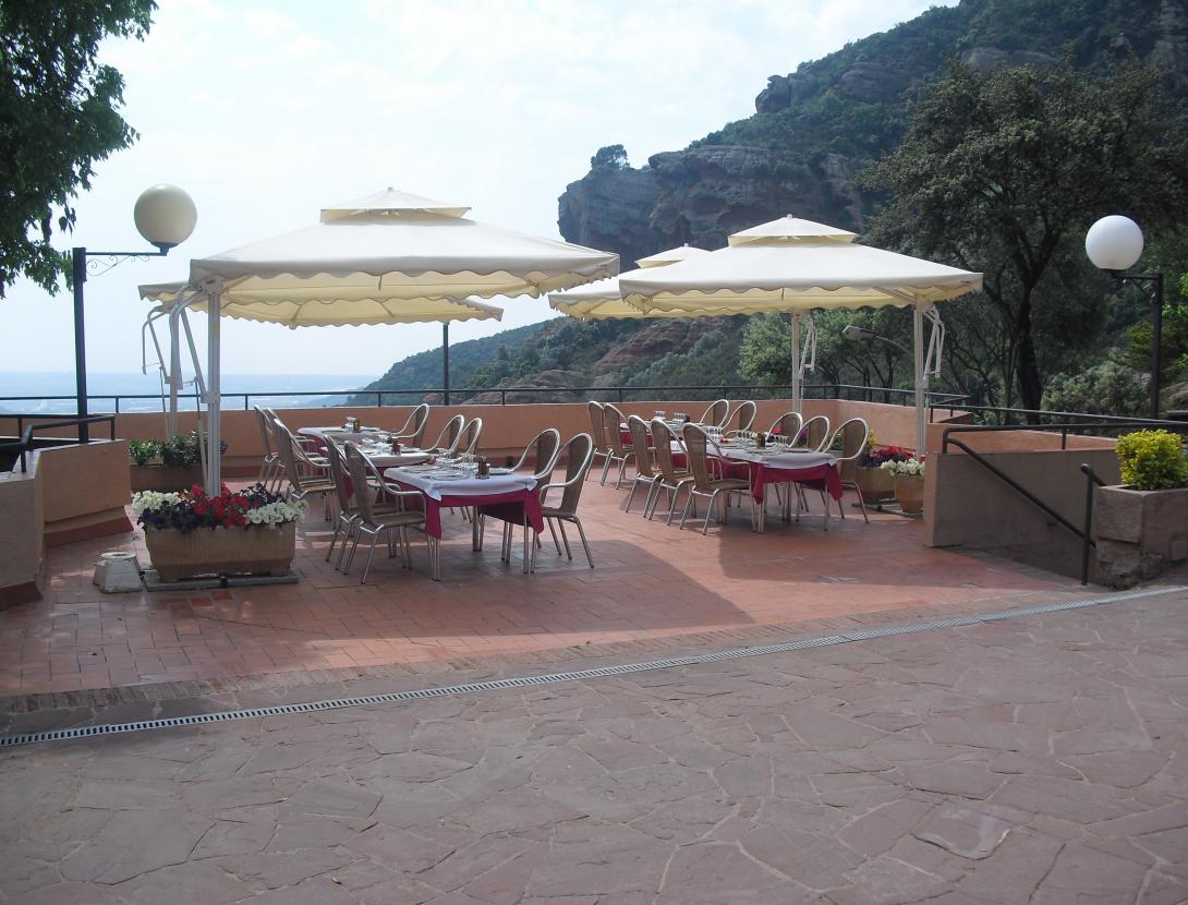 Ermita de Brugués el  mirador.JPG