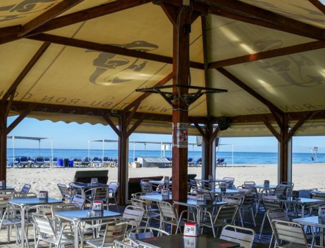 Chiringuito Tibu-Ron FOTO CHIRI 1.JPG