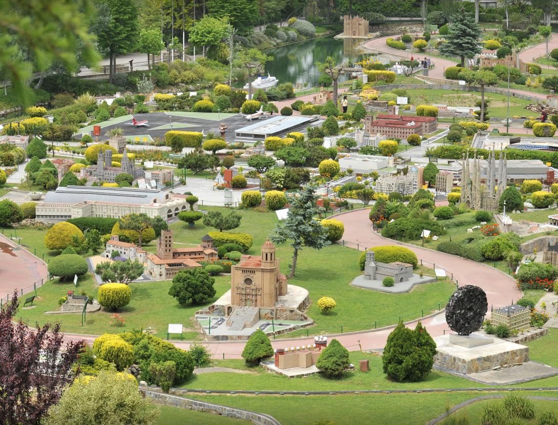 La Lloca Vista General alta resolució.jpg